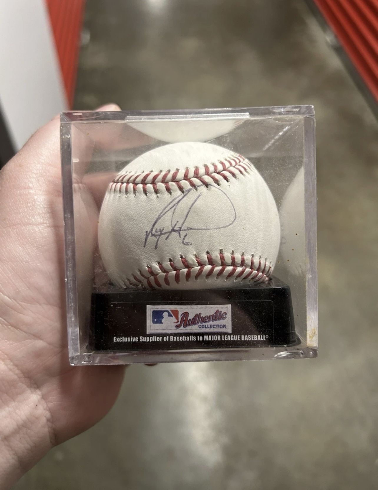 Ryan Howard Philadelphia Phillies Autographed Baseball