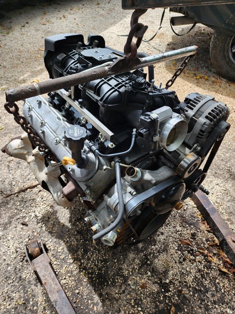 Silverado Engine 4.8