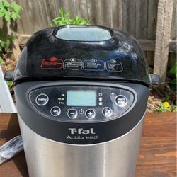 Bread  maker 