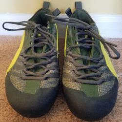 Puma Athletic Shoes