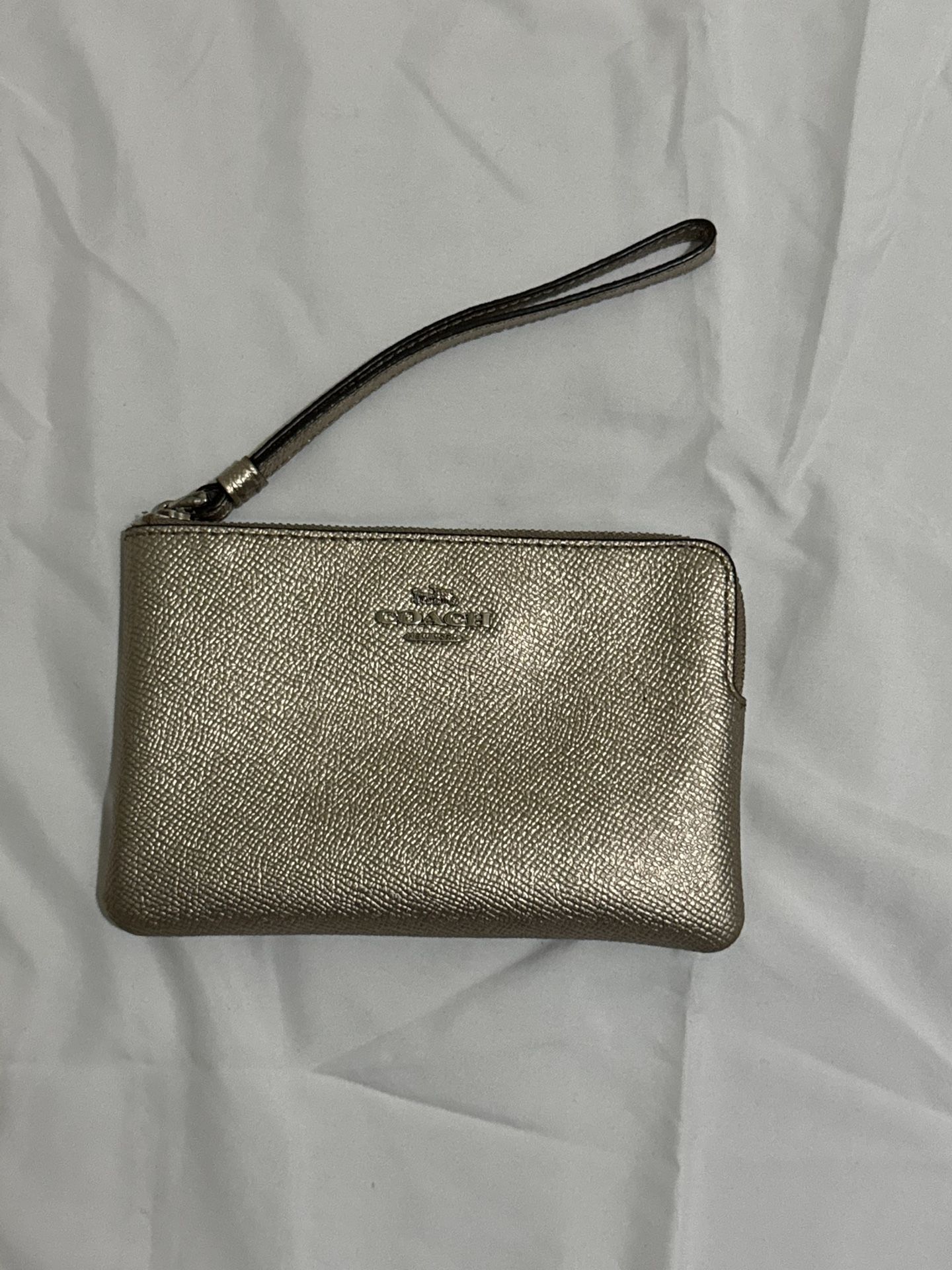 Coach Corner Zip Wristlet In Signature Leather