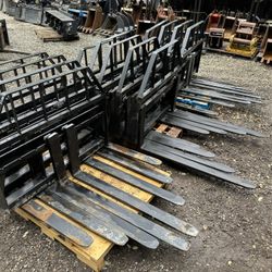 Skid Steer Loader Pallet Fork Attachment 
