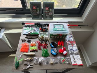 🎣 Complete Fishing Lot – Rod, Reel, Cast Net, 3 Tackle Boxes, Lures, Hooks & More