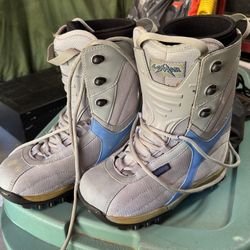 Ladie's Lamar Snowboard Boots