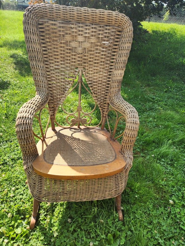 Antique Wicker Rocker