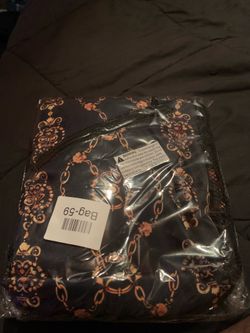 Crossbody bag - Gold Chains