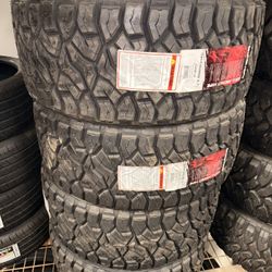 Set of 4 Brand New 33x12.50R26LT Venom Power Terra Hunter R/T+ Tires