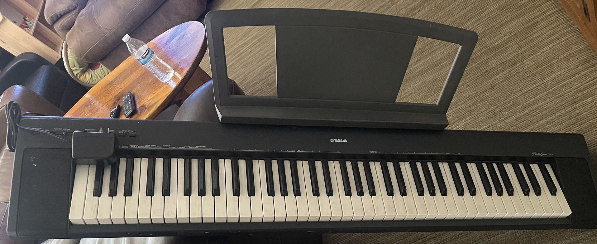 Yamaha grand NP 30 keyboard piano