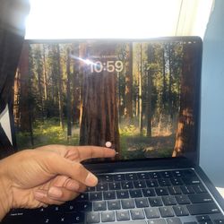 2024 MacBook Air M3 512GB 16 in