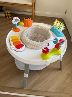 Skip Hop Baby Activity Center (Like New)