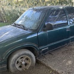 1996 Isuzu NPR on offerup