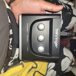 Behringer Uphoria Um2 Audio Interface