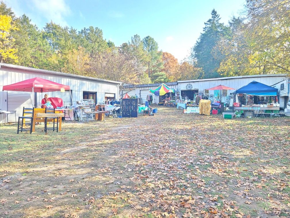 Antique VINTAGE Glassware Art