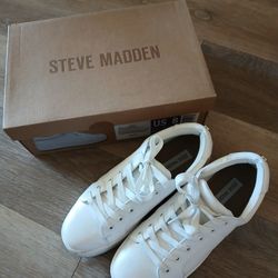 Steve Madden Comfortable White Sneakers Shoes Women Size 8
