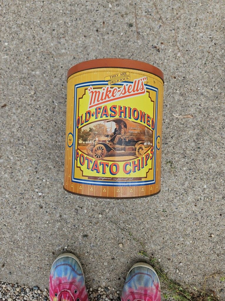 Mikesells Old Fashioned Potato Chips Empty Tin