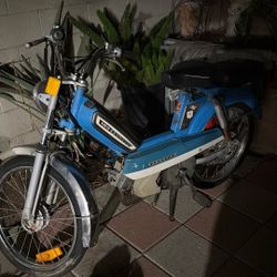 Peugeot 103 Moped