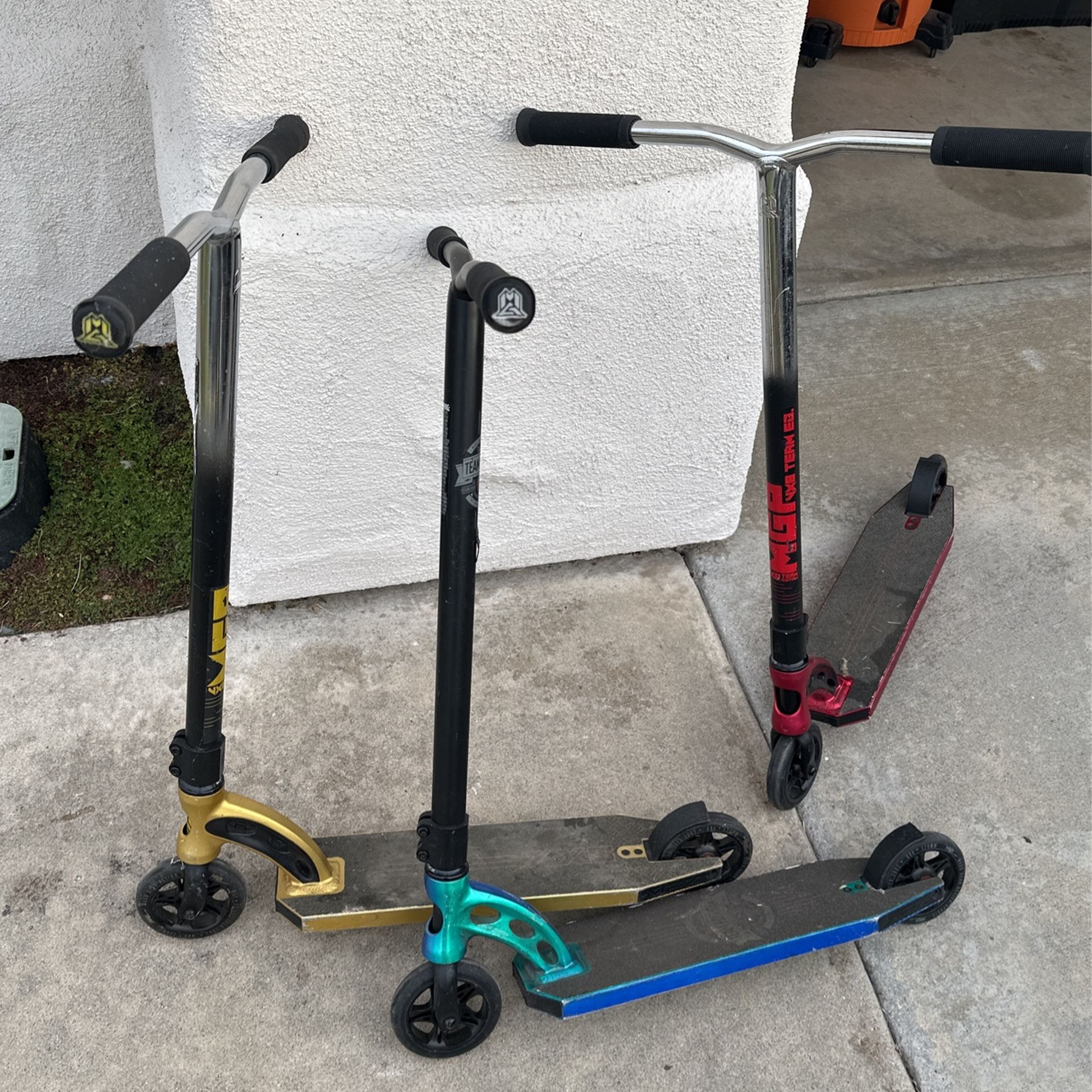 MADD MGP VX8 Team Edition Pro Scooters