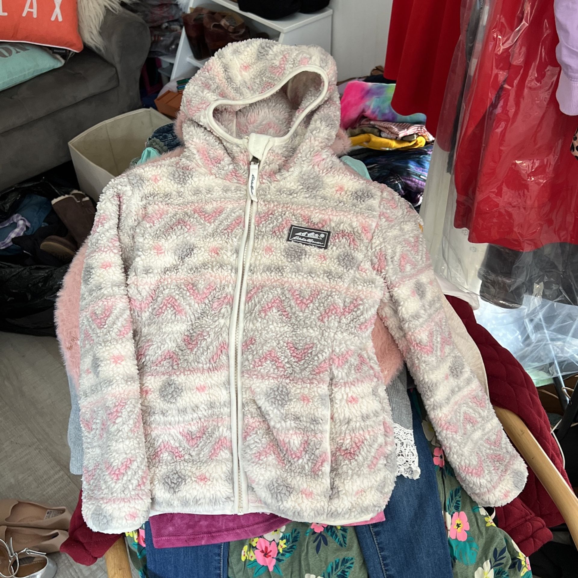 Like New! 5/6 Girls Sweaters. reebok And Eddie Bauer.