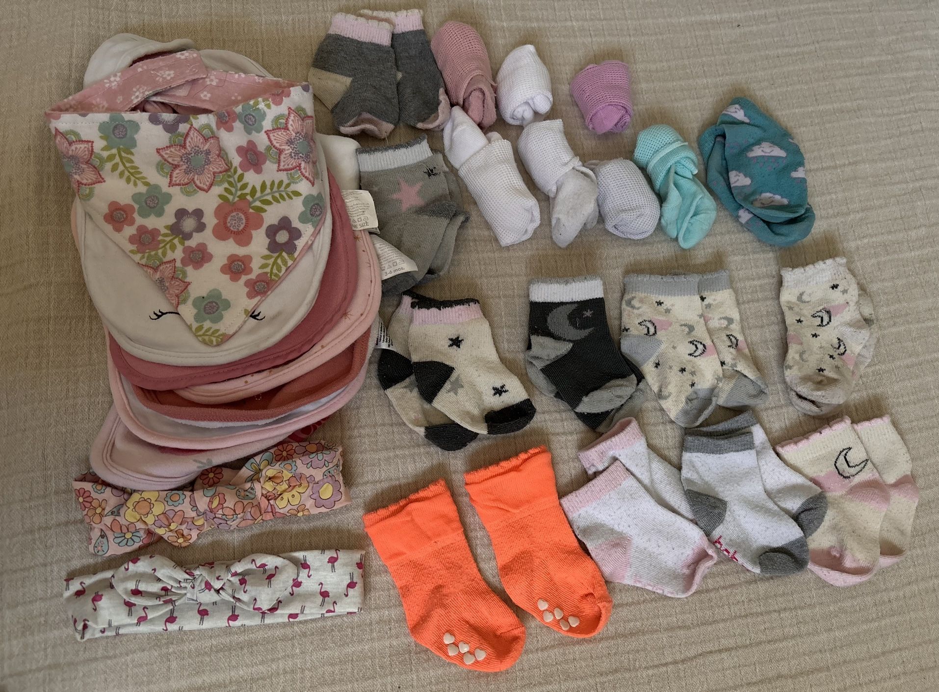 Baby Girl Accessories Bundle Size 0-6 Months 