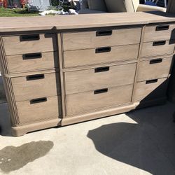 Bassett Bedroom Set 
