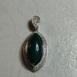 Vintage 925 Oval Pendant