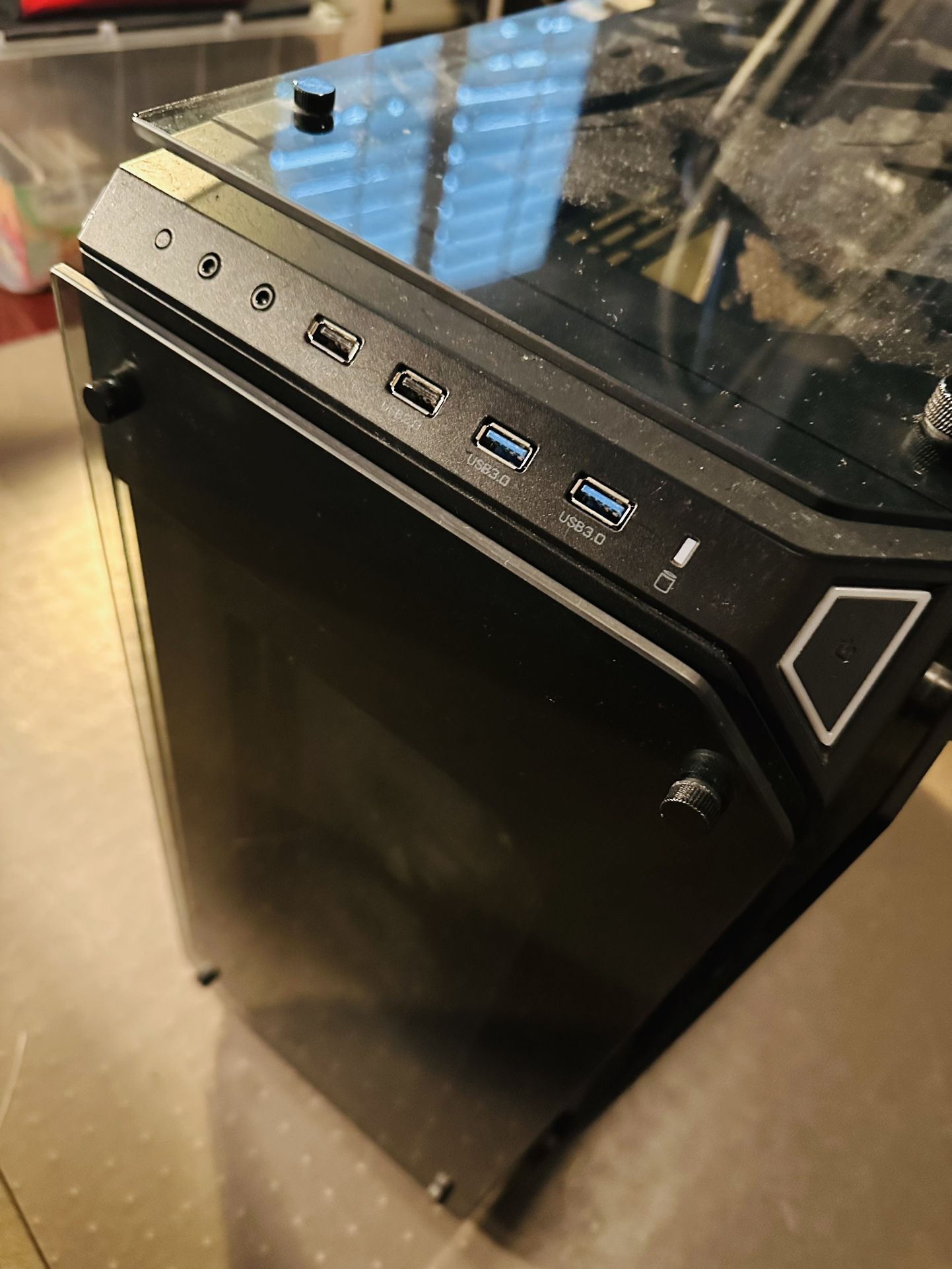 Thermaltake Full Tower Case Tempered Glass Edition