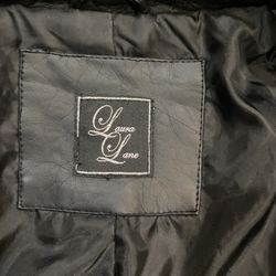 Laura Lane Women’s 2XL NON LEATHER coat.