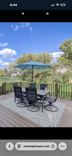 Outdoor Patio Dining Set with Umbrella