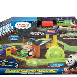 Thomas & Friends- PERCY'S MIDNIGHT MAIL DELIVERY Set 