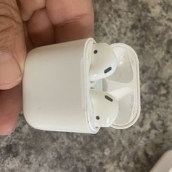 Apple AirPods Genuine $20.00. Hablo Español