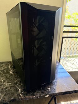 Lian li atx case with Rgb fans