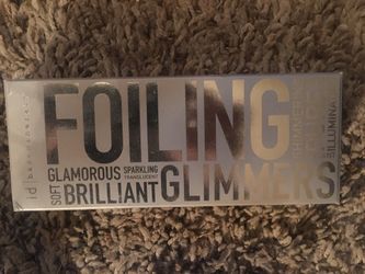 Bare Minerals Foiling Glimmers set.