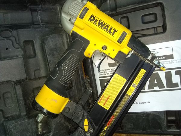 Precision Point Brad Nailer, 5/8" to 2-1/8" for Sale in Federal W...