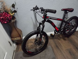 Camping Bike 20 7 Speed Mont Sports New Ready To Ride good condition