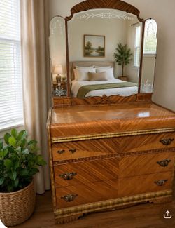 1920’s Art Deco Dresser w/ Mirror