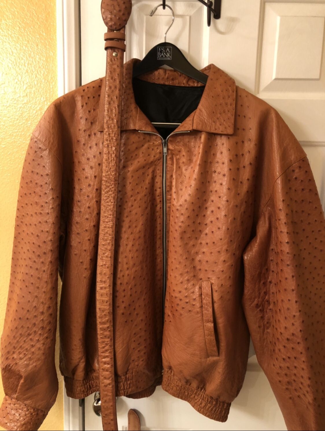 Avestruz for Sale in Norco CA OfferUp