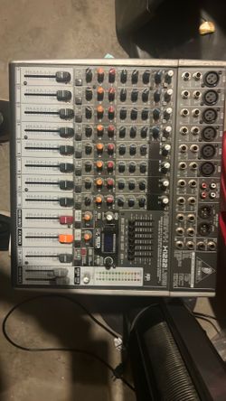 BEHRINGER MIXER- Sound Proceesor-PODCAST- DJ