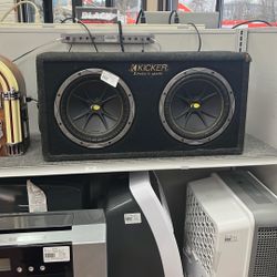 Dual Kicker 9” Speakers In Box 
