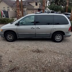1996 Dodge Caravan