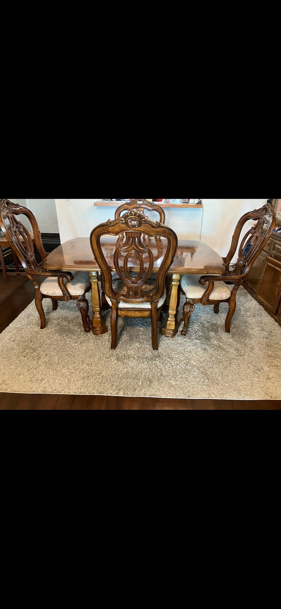 Dining room table