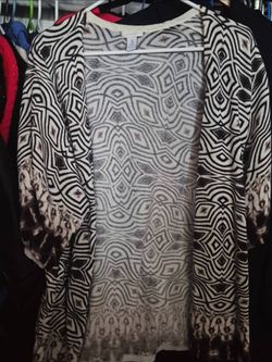 Chico's Geometric Print Top Size 3