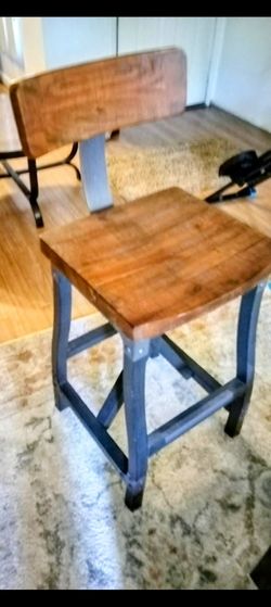 Bar chair