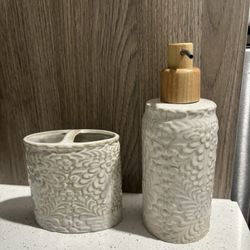 Soap Dispenser And Tooth Brush Holder 