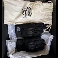 Motorcycle gloves