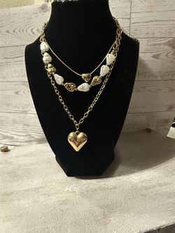 Necklace With 3 Chains