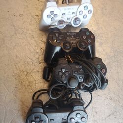 Playstation 2 & 1  controller for parts as is 4 Total Not Working 