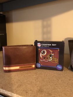 Washington Redskins leather bifold wallet and coaster set