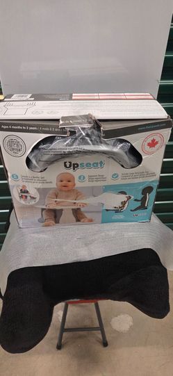 Upseat Baby Booster Seat with Tray