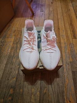 Yeezy 350 V2 Triple White