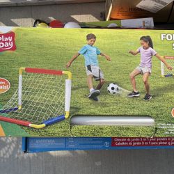 Play Dough Foldable Soccer Goals Set Of 2 And Box Has Never Been Opened 